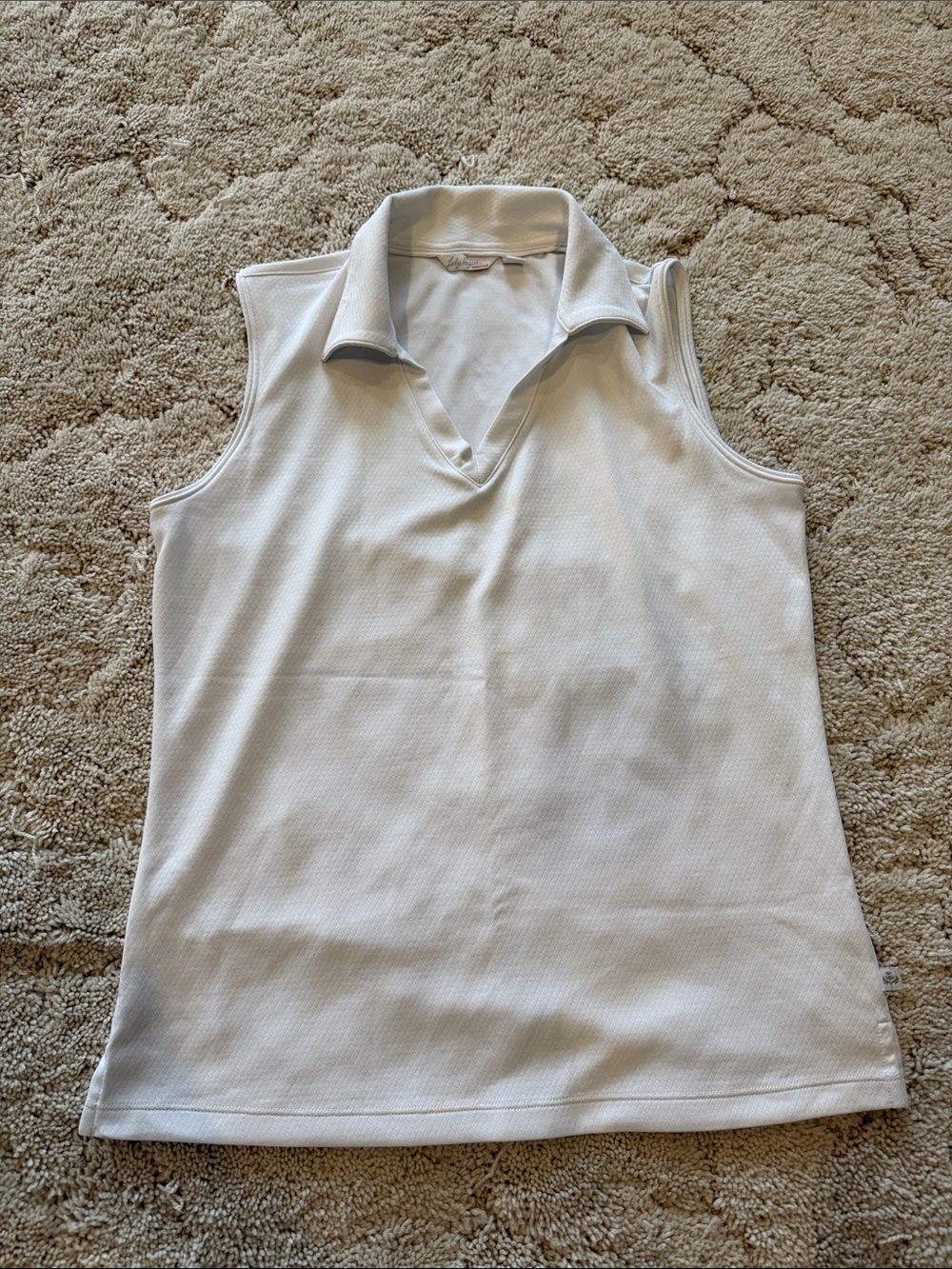 Lady Hagen White Golf Sleeveless Polo Tank with V-Neck Collar